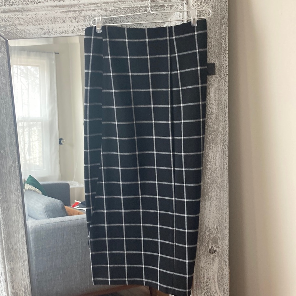 Pencil skirt